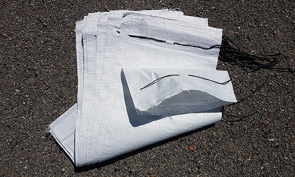 PP-Sandsäcke, weiß mit Königsknoten
